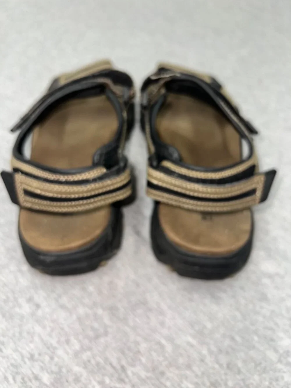 Reel Legends Mens Stingray Sandals 10M Brown & Black Adjustable Straps‎ Outdoors